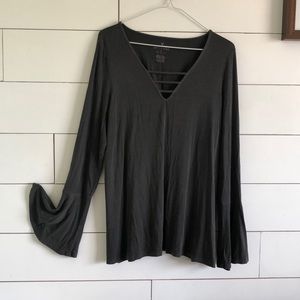 Soft and sexy long sleeve flare shirt